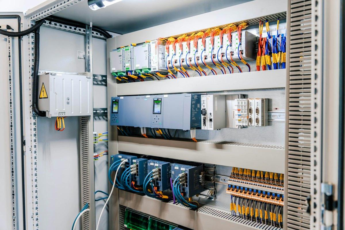Open electrical distribution panel
